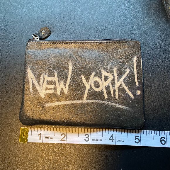 Genuine Leather Coin Purse - New York - Picture 2 of 6